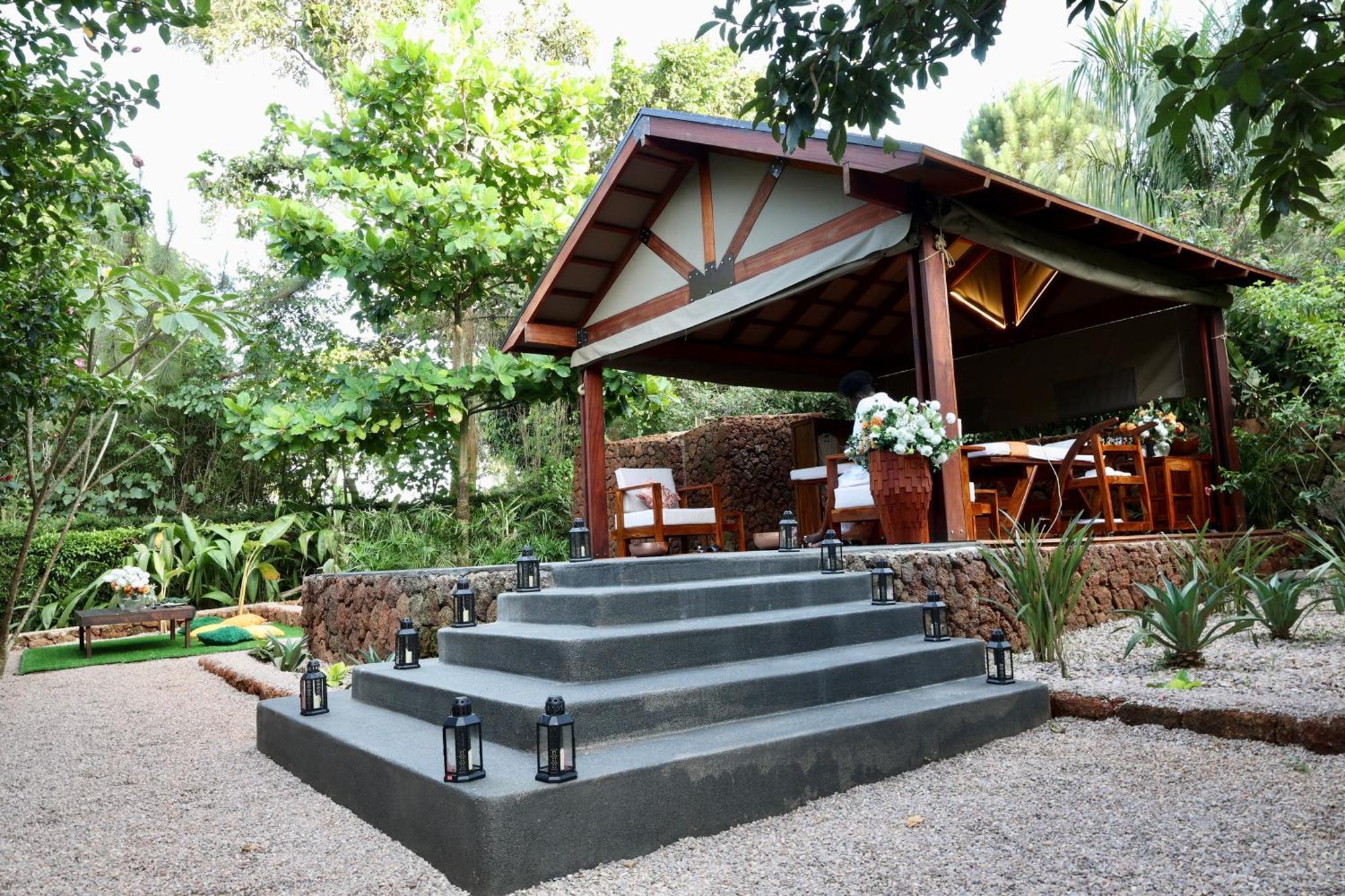 Divine Resort & Spa Kampala Exterior foto